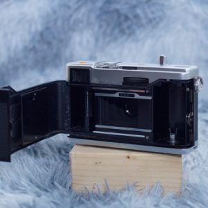 Máy ảnh film Olympus 35EC2 – Gọn nhẹ, dễ dùng, ảnh đẹp