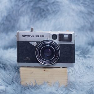 Máy ảnh film Olympus 35EC – Nhỏ gọn, đẹp