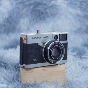 Máy ảnh film Olympus 35EC – Nhỏ gọn, đẹp