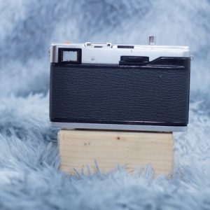 Máy ảnh film Olympus 35EC – Nhỏ gọn, đẹp