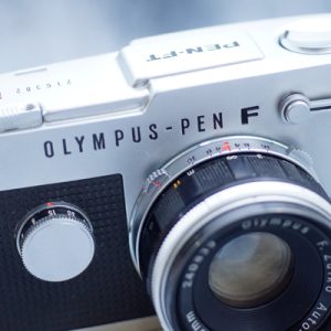 Olympus Pen FT kèm Zuiko 38mm f/1.8 – Combo máy film half-frame đỉnh cao, nhỏ gọn